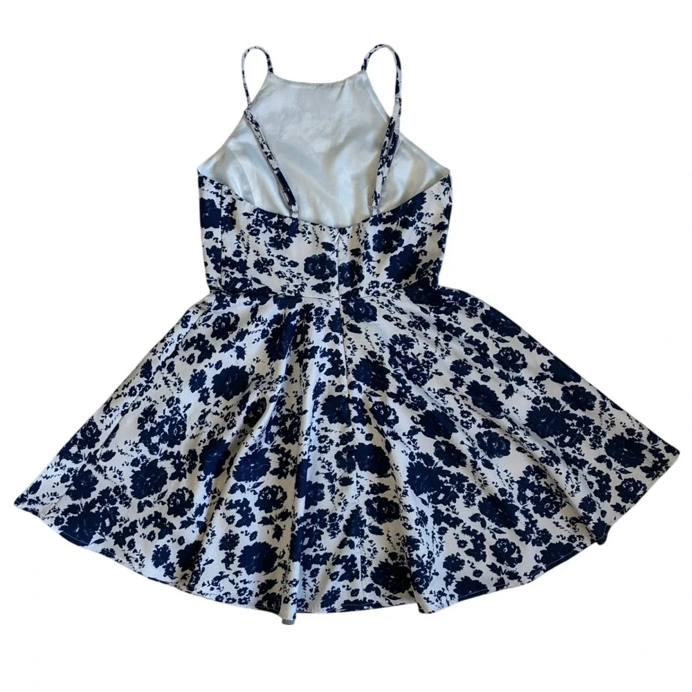 Lulus Navy‎ Blue White Floral High Neck Skater Dress LD9225Y Womens Medium